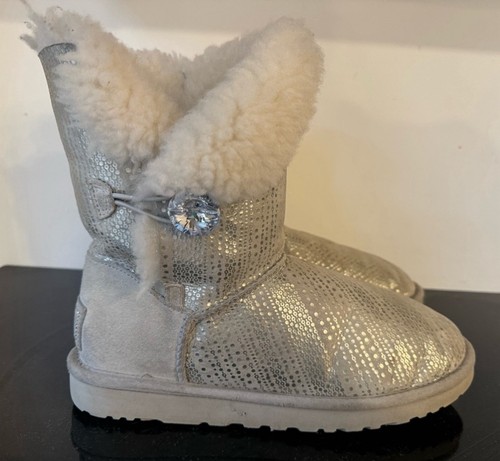 Stivali donna UGG Bailey Button Champagne Glitter scamosciati taglia 8