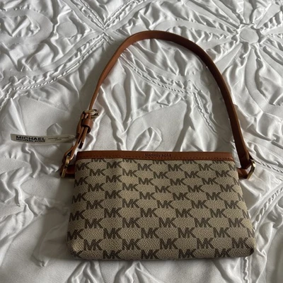 Michael Kors 551749c - Image 1 of 4