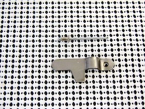 Doepke Model Toys-Adams-Grader #2006-Blade Parts-Latch & Rivet-Steel-1:12 Scale - Picture 1 of 5