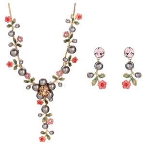 Made With Swarovski Crystals & Faux Pearl The Maliva Necklace Set  S6 - Picture 1 of 6