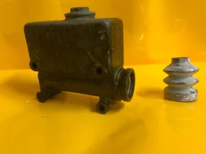 Bentley MK6, Rolls Royce Silver Wraith brake master cylinder NOS lockheed - Picture 1 of 5