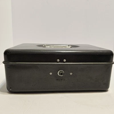 UNION Cash Box Steel Chest Corp Le Roy NY Made USA Distressed Gray No Key - Image 1 of 4