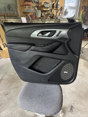 🔅 Driver Side DOOR PANEL Trim Assy, Front *Black OEM 2017-21 CHEVROLET TRAVERSE - Image 1 of 4