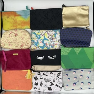 Ipsy Bolsas Lote de 12 Bolsas de Maquillaje Cosmético Glamour Bolsas de Belleza con Cremallera Multicolor - Imagen 1 de 1