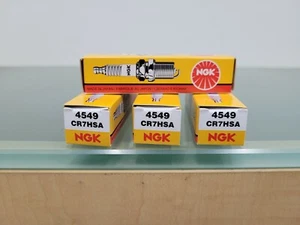 Genuine NGK SPARK PLUGS CR7HSA 4 pack Yamaha Honda Kawasaki Suzuki + more - Picture 1 of 1