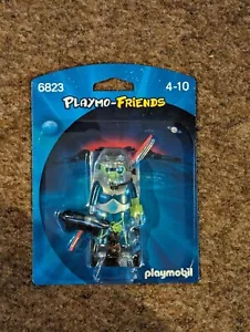 Playmobil Special Plus Space Warrior Figure 6823 - Picture 1 of 2