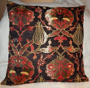 16 x 16 inch Black, Red & Gold Tulip Pattern Turkish Kilim Style Cushion Cover - Picture 1 of 2