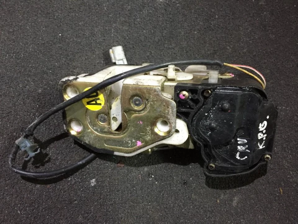 Honda CR-V 1999 Door Lock Mechanism - Rear Left Side USED, Genuine #207246-16 - Image 1 of 1