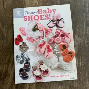 Crochet Beautiful Baby Shoes Annies Attic Pattern Book Baby Shower Gifts - Picture 1 of 7
