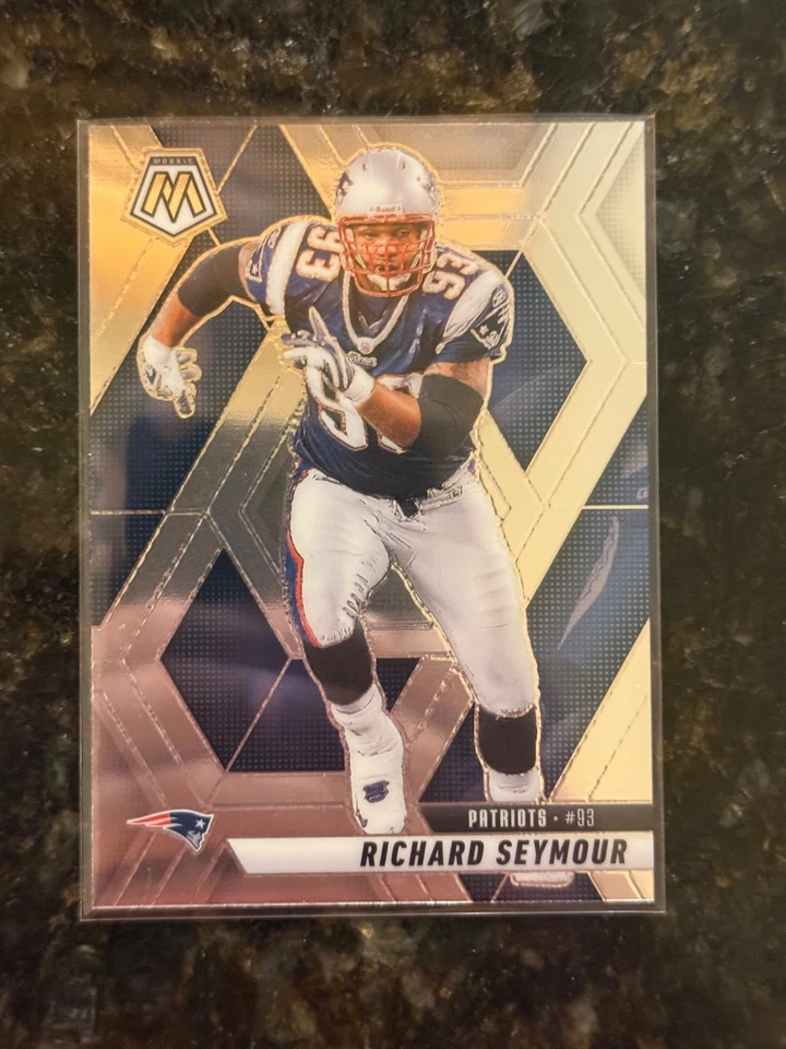 2025 Panini Mosaic Football - Pick A Card Complete Your Set - Image 1 of 1