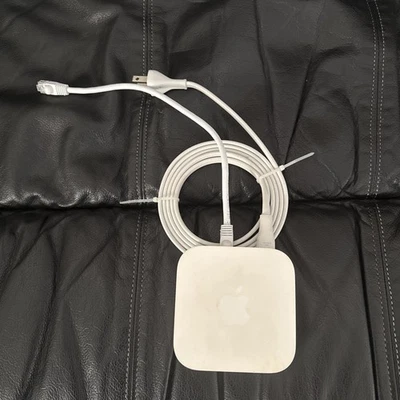 Apple AirPort Express Wireless Base Station  A1392  Factory Sealed - Image 1 of 3
