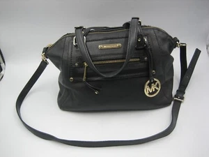 Borsa Michael Kors in pelle nera con manico superiore borsa grande logo charm - Foto 1 di 15