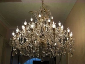 Truely Magnificent ~ 30-Arm 3-Tier Crystal Absolutely Massive Chandelier - Picture 1 of 4
