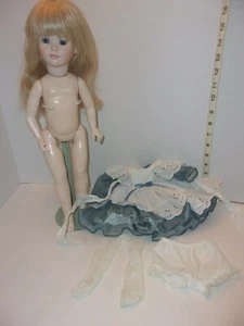 Made with Love Della Doll Signed 16" 1990 - Picture 1 of 9