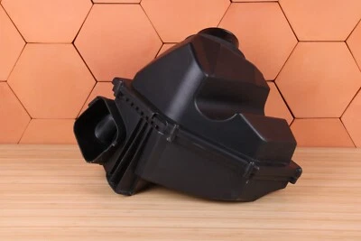 BMW G30 M550i G11 G12 750i G14 G15 M850i AIR FILTER BOX INTAKE SILENCER 7934475 - Изображение 1 из 4