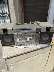 JVC Boombox PC-R11JW Vintage Cassette Player Rare Phono Input Playing - Picture 1 of 22