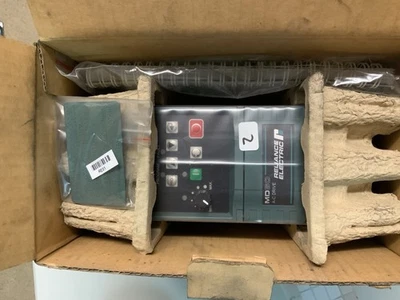 Reliance Electric 6MDDN-4P0101 Variable Frequency Drive 2HP, 380-480VAC, 0-240Hz - Image 1 of 2