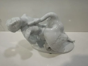 Herend Hvngary Leda And The Swan Porcelain Figure - Picture 1 of 7