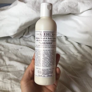 Kiehl's Lavender Deluxe Hand & body lotion With Aloe Vera & Oatmeal 8.4 oz - Picture 1 of 3