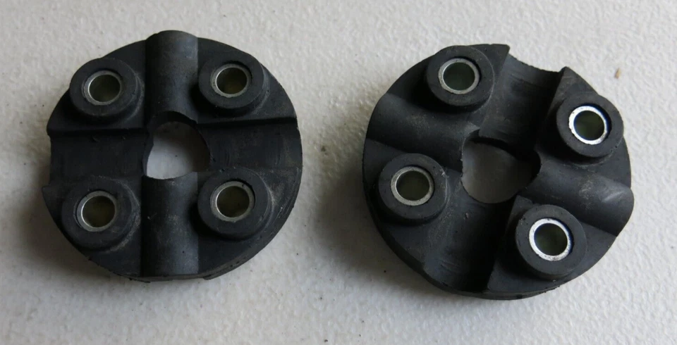 [LOT x2] BMW Steering Universal Flex Joint E30 318i 325es 1984-93 (32311153993) - Image 1 of 3