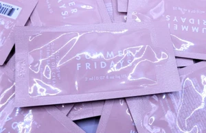 50 X SUMMER FRIDAYS CLOUD DEW OIL FREE GEL CREAM SAMPLE PACKETS 2ML/.07OZ*50 - Picture 1 of 1