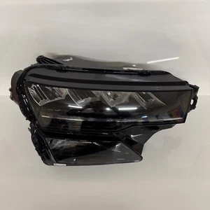 SKODA KAROQ DRIVER OFF SIDE RIGHT LED HEADLIGHT O/S 57C941010 FACELIFT 2021 2024 - Picture 1 of 17