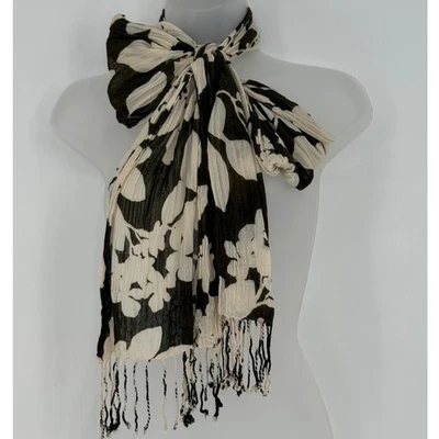 GAP Bufanda Floral Flecos Verde Oliva Crema Viscosa Algodón Ligero OSFA Foto 1 de 4