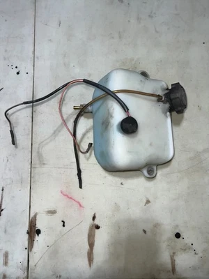 1994 POLARIS SPORTSMAN 400 4X4 OIL TANK ASSEMBLY OEM 5431066 - Image 1 of 3
