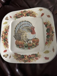 New 222 Fifth Franklin Turkey 11" Square Dinner Plate Thanksgiving Fall - Picture 1 of 3