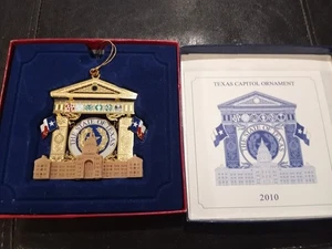 2010 Texas State Capitol Ornament With Box & Pamphlet (61A) - Picture 1 of 6