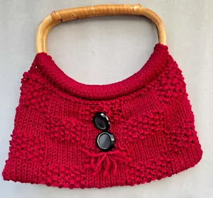 HANDCRAFTED RED KNIT PURSE HANDBAG BAG WOOD HANDLES FULLY LINED - Picture 1 of 10