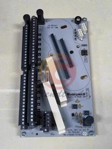ONE Used Honeywell CC-TDIL01 DIGITAL INPUT AI IOTA 51308386-175 - Picture 1 of 1