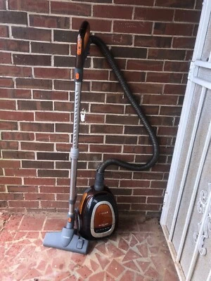 Bissell Deluxe Canister Vacuum 1161 Gently Used - Image 1 of 4