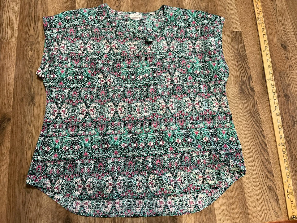 Camisa Van Heusen, para mujer talla XXL, verde rosa blanco, estampado integral, sin mangas Foto 1 de 4