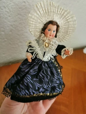 Poupée mignonette de Boulogne robe bleu nuit - Photo 1/4