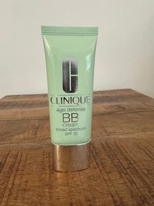 Clinique Age Defense BB Cream con FPS 30 "Sombra 02" ¡NUEVO! 1,4 fl. oz. - Imagen 1 de 1