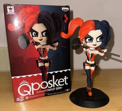 Harley Quinn Q Posket vermelho e preto versão A Craneking Banpresto 5.5" POWB - Imagem 1 de 4