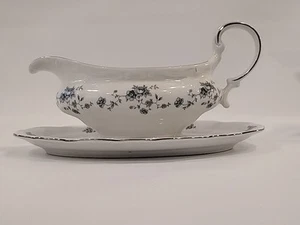 Vtg Johann Haviland Traditions China Floral Blue Garland Gravy Boat w/Underplate - Picture 1 of 24