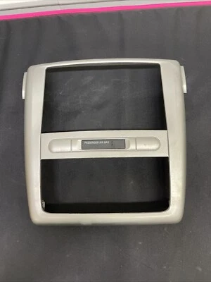 05 06 07 08 09 10 Chevrolet Cobalt tablero central radio embellecedor bisel 15947769 OEM Foto 1 de 4