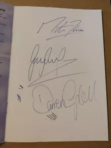 Signed BOOKLEt AUTOGRAPH GARY LINEKAR MARTIN JOHNSON CLIVE ALLEN DARREN CAMPBELL - Picture 1 of 3