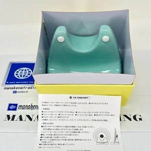 Le Creuset Lid Stand Sage Green 5.5in to 11in diameter compatible Stoneware NEW - Picture 1 of 11