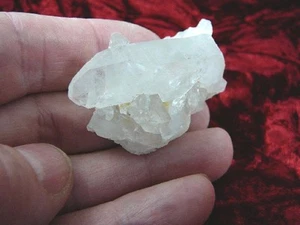 (R200-32) 1-7/8" long Clear white Quartz crystal points Hot Springs Arkansas - Picture 1 of 1