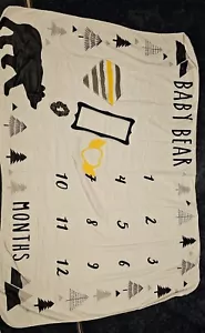 Baby Milestone Blanket | Monthly Photo Mat for Boy or Girl, Unisex | Bear - Picture 1 of 2