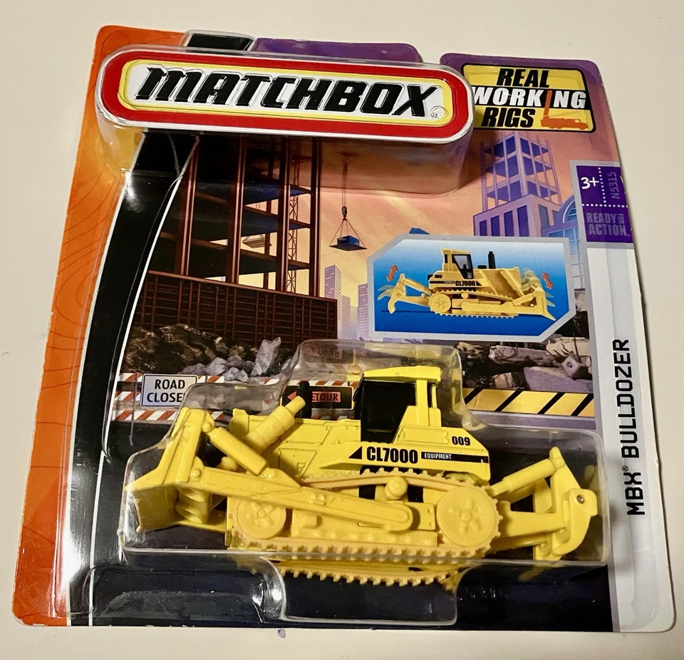 2009 Mattel Matchbox Real Working Rigs MBX Bulldozer N5315 Yellow Diecast NIP - Image 1 of 2