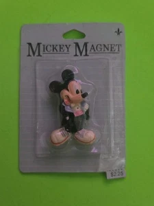 Magnete Topolino vintage smoking 2" Gibson Saluti Walt Disney nuovo vecchio magazzino - Foto 1 di 3