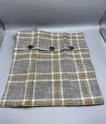 Pack de 2 fundas de almohada de lino decorativas de triple botón 16x16 Foto 1 de 4