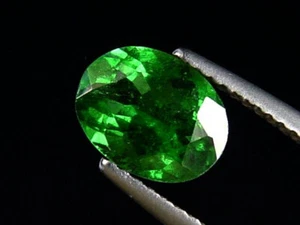 Tsavorit Granat / Tsavorite Garnet 1,92 Ct. Oval Tansania (4802t) - Bild 1 von 1