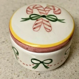 Mini Round Christmas Trinket Pill Box Between Friends Mud Pie Candy Cane Ribbons - Picture 1 of 3