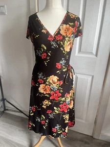 Vestido envolvente Voodoo Vixen negro rojo estampado floral cuello en V talla grande - Imagen 1 de 24