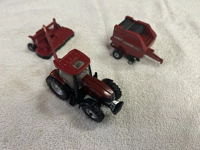 1/64 Ertl  Case IH/tractor, Mower And Baler - Image 1 of 4